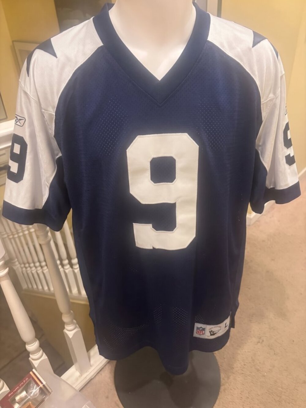 DALLAS COWBOYS TONY ROMO #9 JERSEY (LARGE)